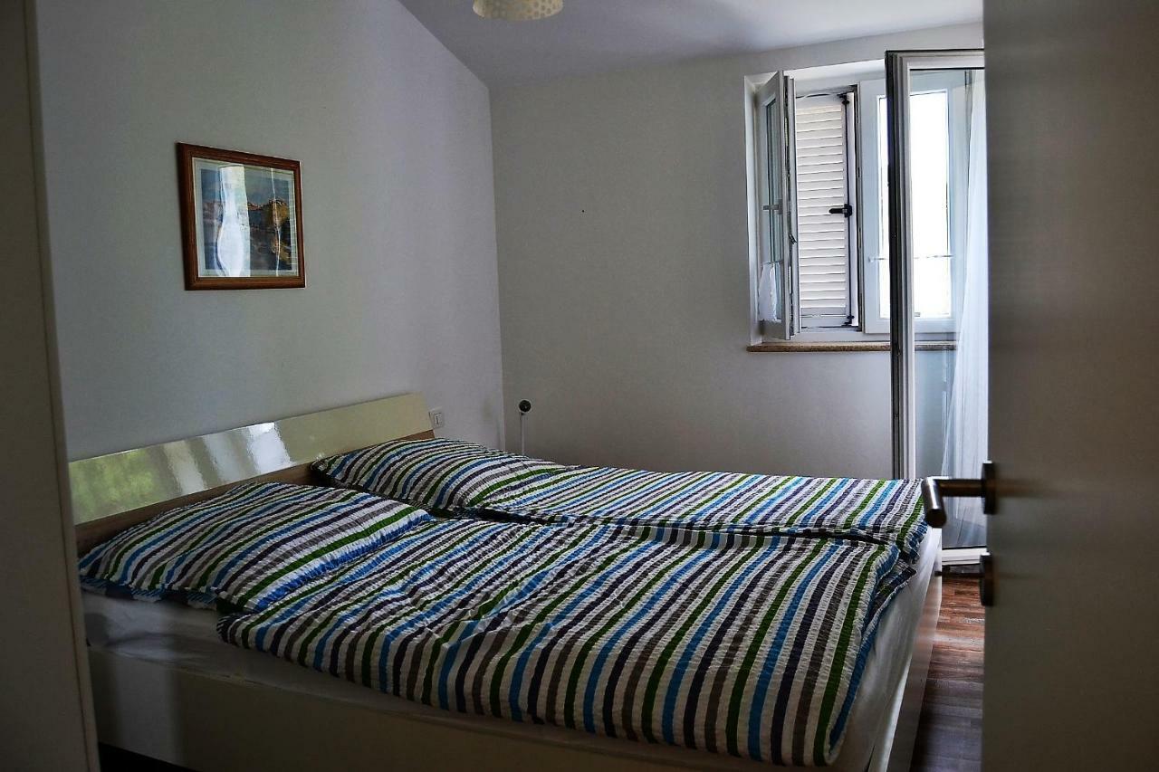 App Segi Lägenhet Novigrad Istria Exteriör bild